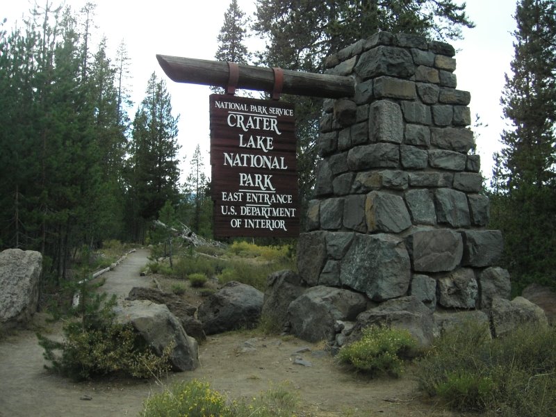 The only way to get in throught the East Entrance of Crater Lake National Park is to hike in by geocheb