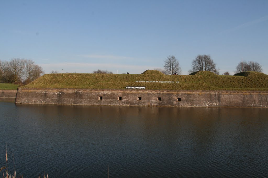 'Vestingmuseum'; Bastion Turfpoort, Naarden. by Carl030nl