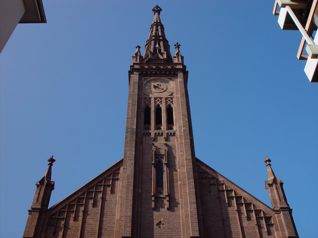 Turm der Lutherkirche by Wolfgang Bantz