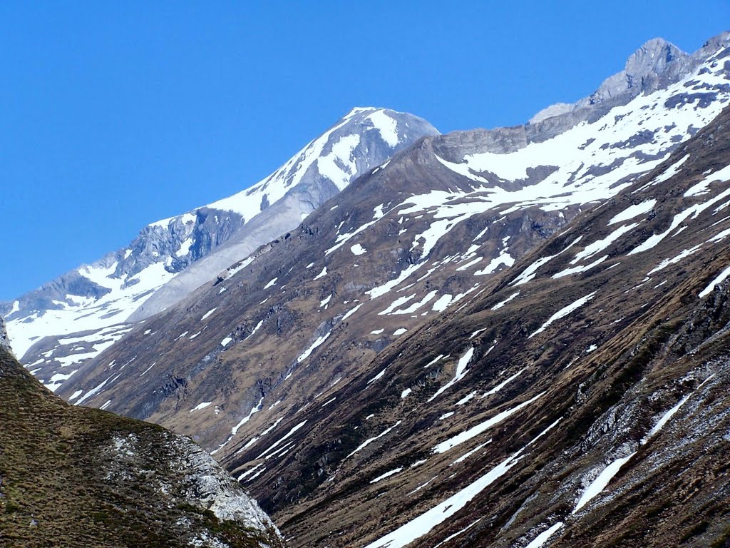 Blick zur Rötspitze, Daberspitze über dem Schwarzachtal by dietmarproske