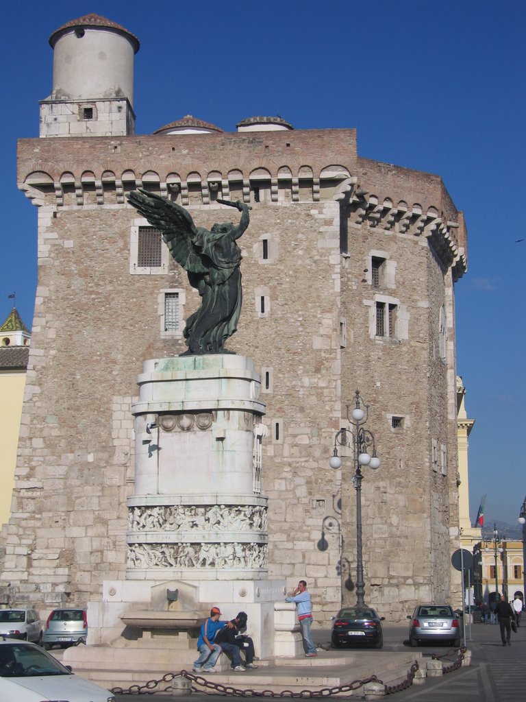 Monumento ai caduti e rocca dei rettori by colloca1