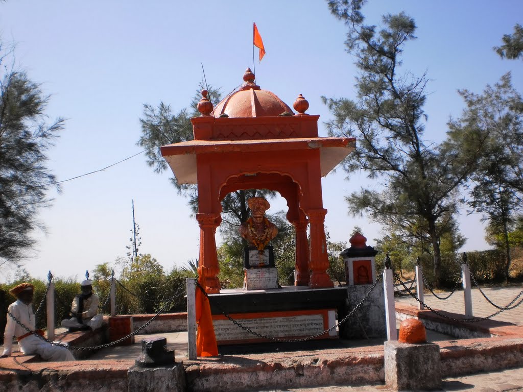 Tanaji Samadhi. by PM Velankar"velu".