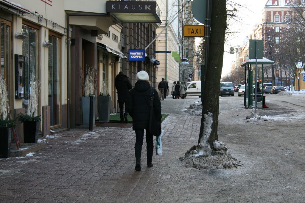 Going to the Wayne's coffee / Boulevard street (Enlarge!) by Markus Nikkilä Photoshooter86