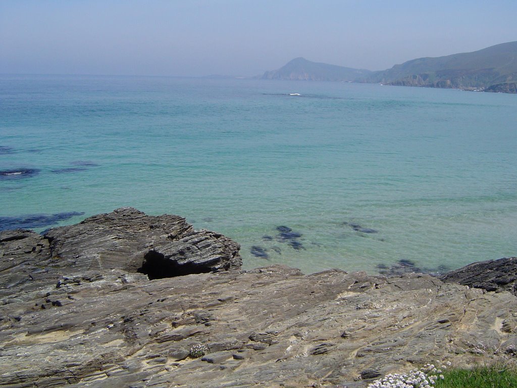 Aguas cristalinas en la playa de Ponzos by Marina S.P.