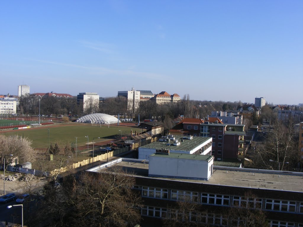 Debrecen, Kartács street 2 by windischm