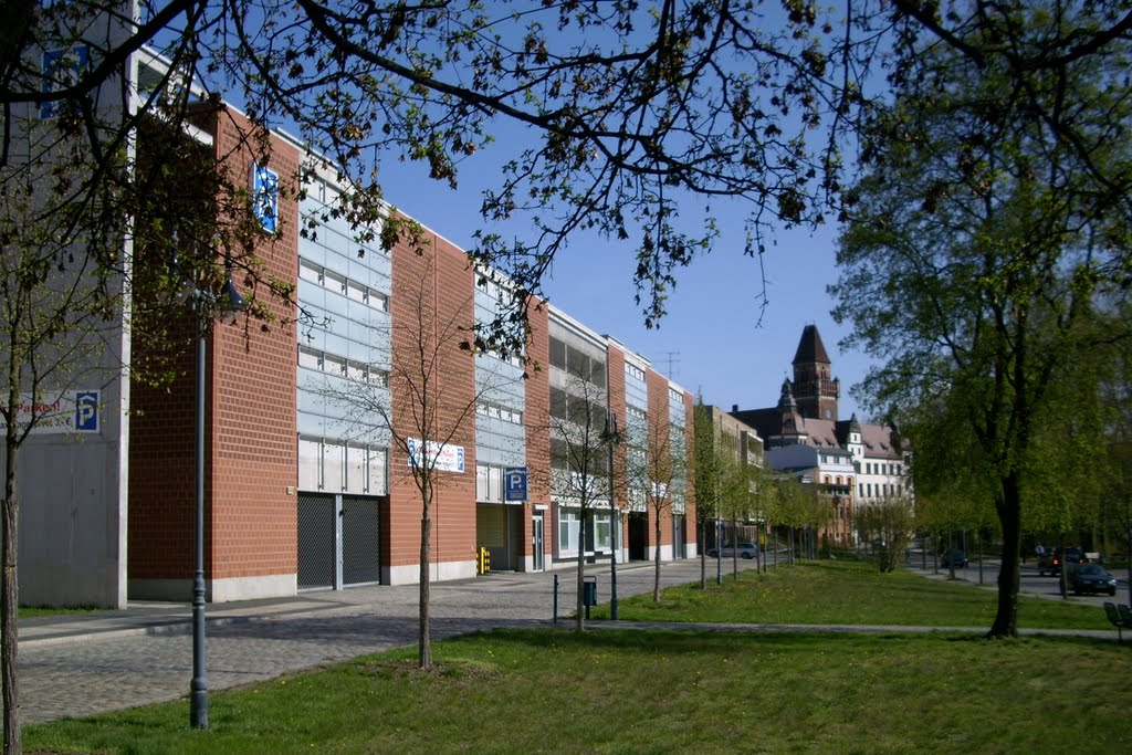 Cottbus, Brandenburger Platz, Parkhaus by d.leubauer.CB