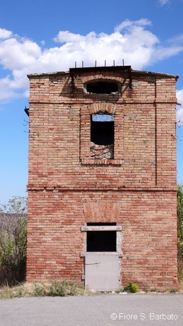 Aquilonia (AV), Il paese ditrutto dal terremoto 1930. by Fiore Silvestro Barb…