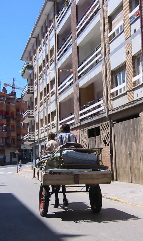 Horse and Cart / Rag and bone - Luanco - Spain by pthompson500