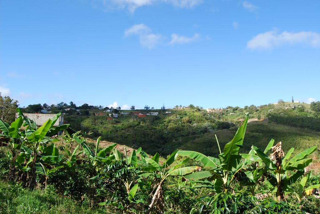 The hills of Orocovis by zoomlens55