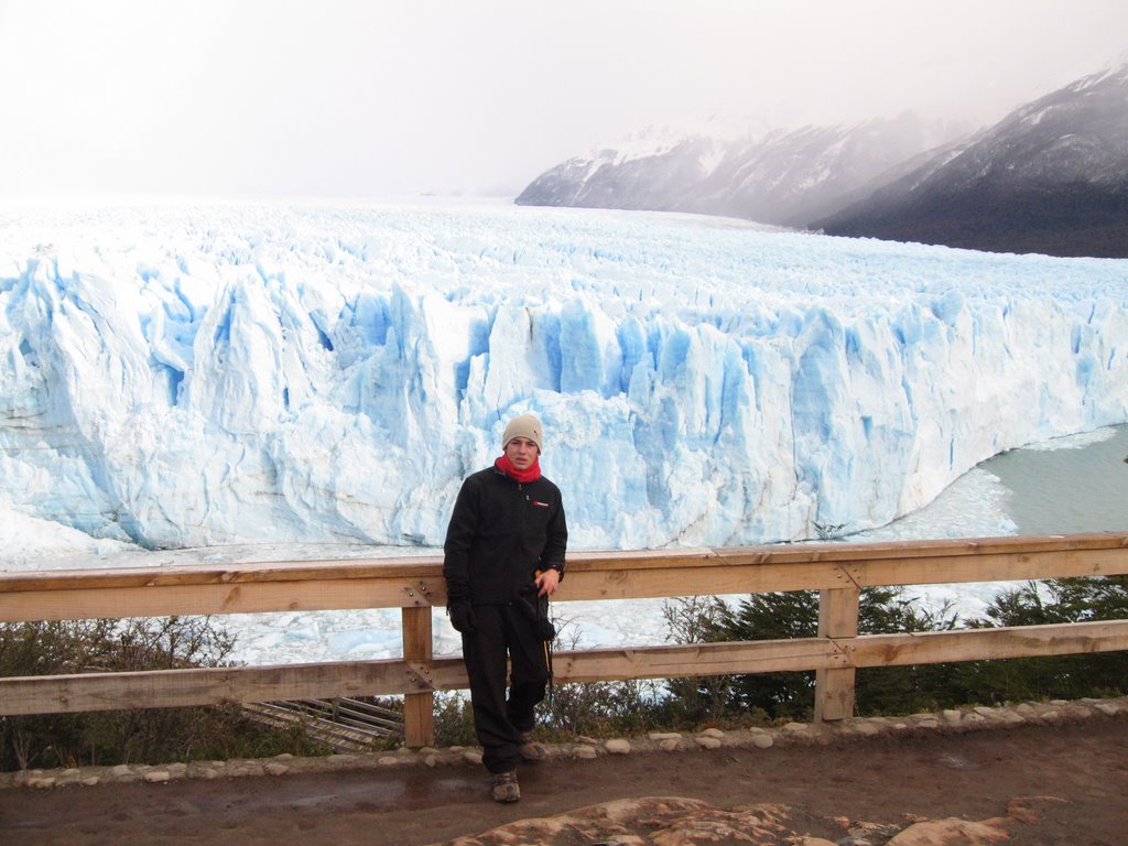 Glaciar perito moreno by juan camilo mejia