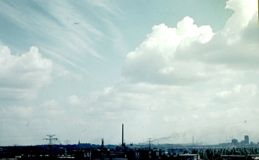 Blick aus dem Fenster in Richting HUTA ZYGMUNT 1967 by christian krawczyk