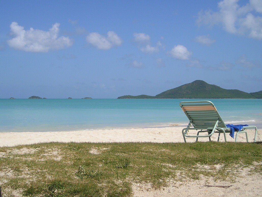 Cocobay beach by Jamie Hardie