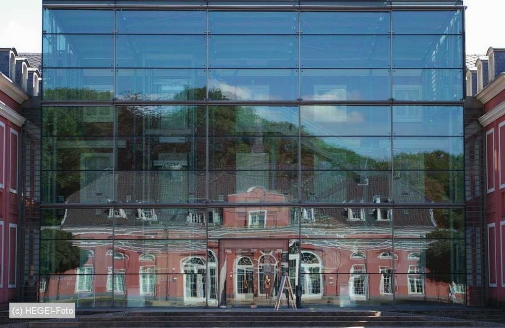 Schloss Oberhausen im Spiegel der Zeit - Eingang Ludwig Galerie by hegei