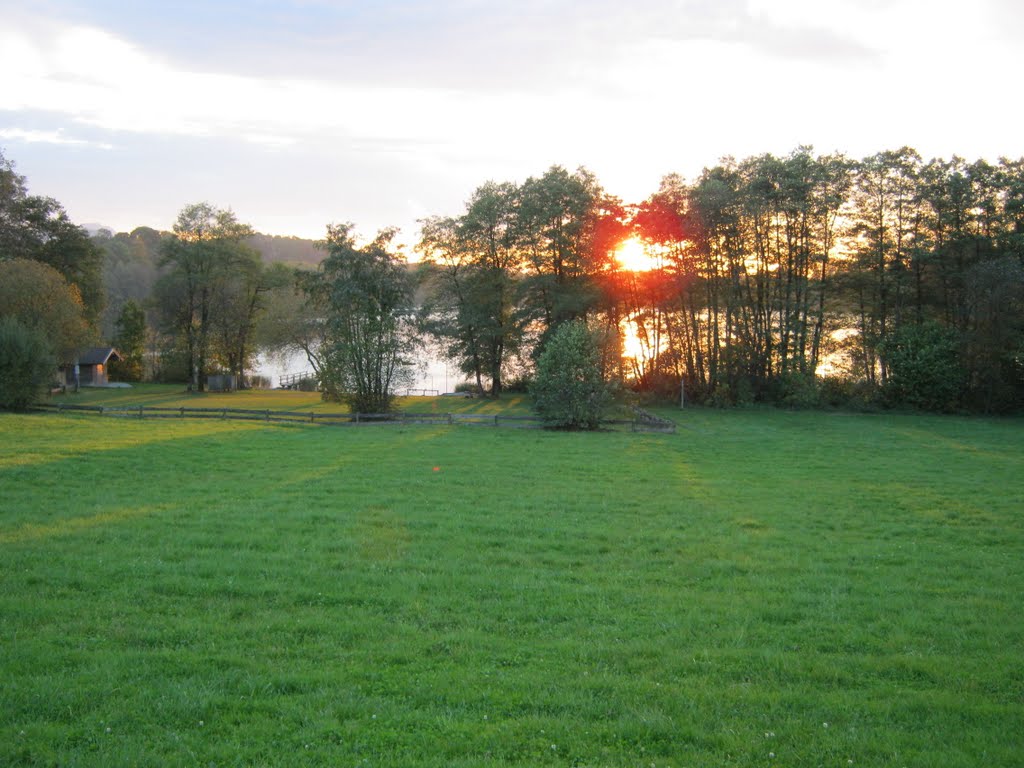 Sonnenuntergang Tinnigersee by Belgier