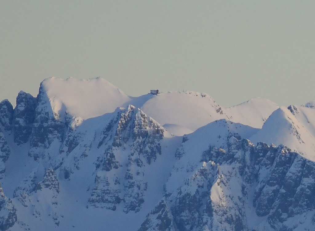 Rifugio Fraccaroli dal Monte Stivo by nicolamorandi