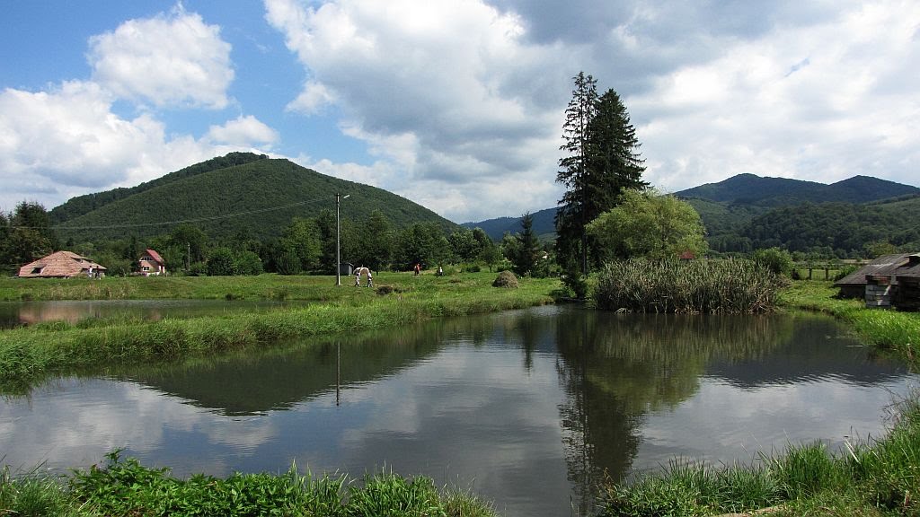 Vármező,halastó by Csedő Attila