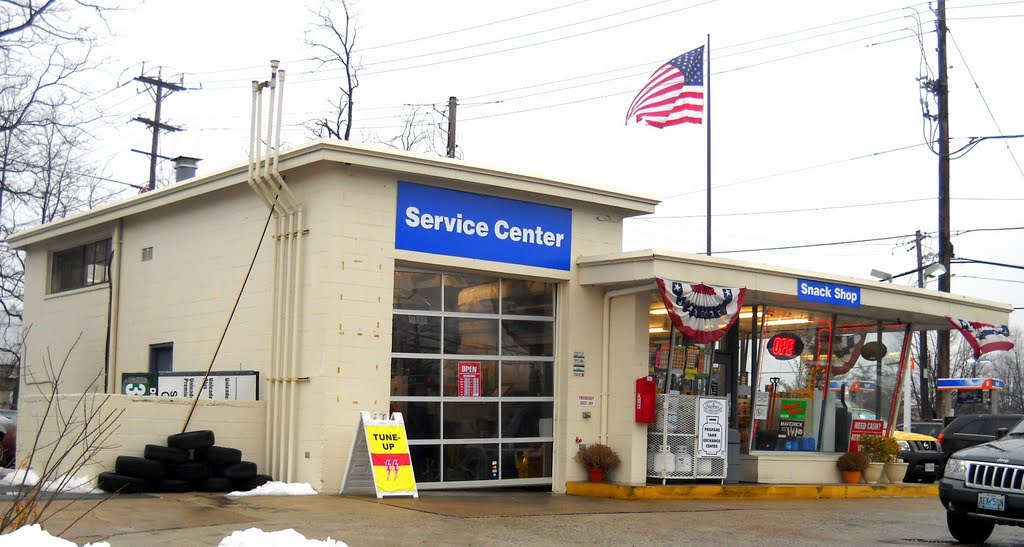 Vintage Phillips 66 gas station, 801 Hungerford Drive, Rockville, MD, built 1963 by Midnight Rider