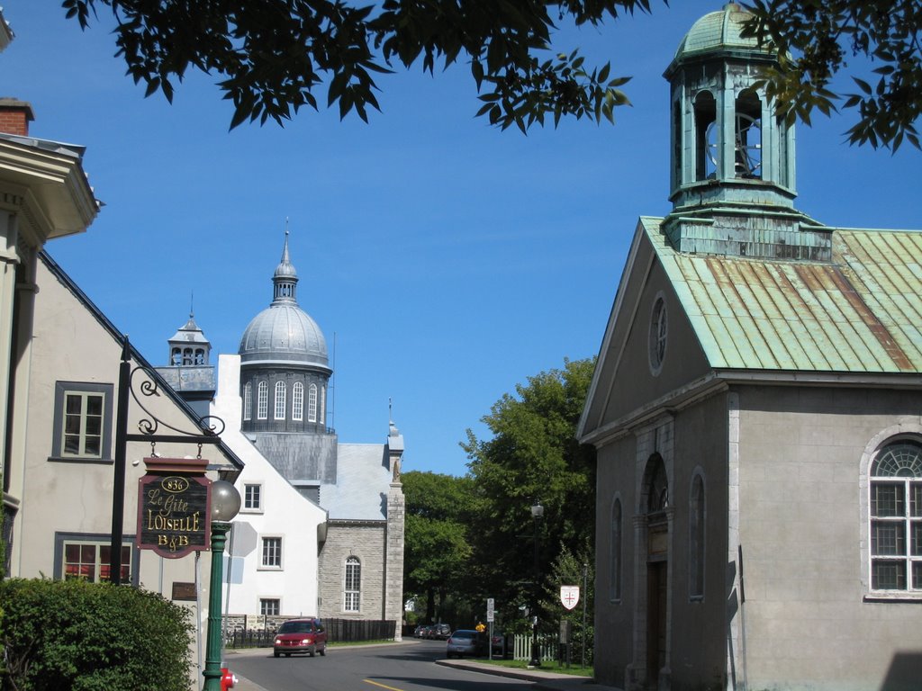 Rue des Ursulines, Trois-Rivières by Daniel Desmarais