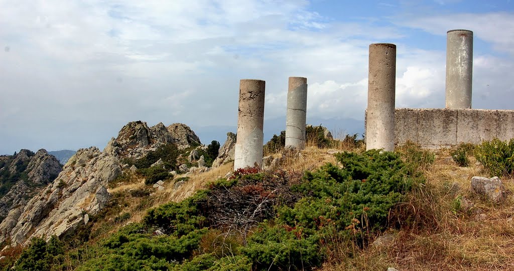 Cim del Moixer - 1.443 m - Alt Empordà-Vallespir by Marcel Puig Puig