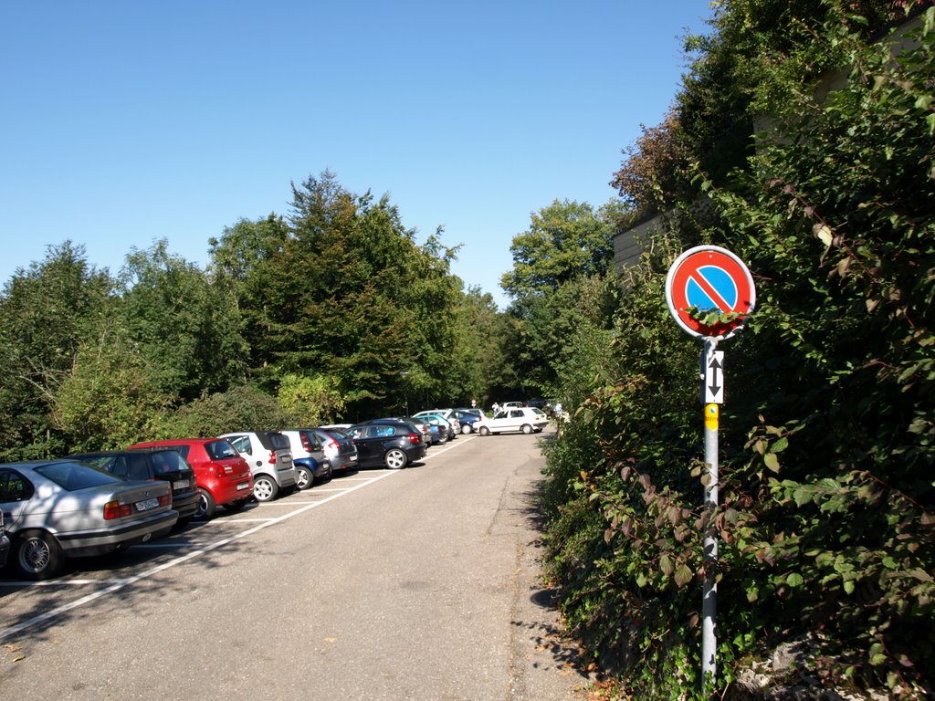 Parkplatz in Regensberg (23 September 2007) by www.swiss-pics.ch by NilsW