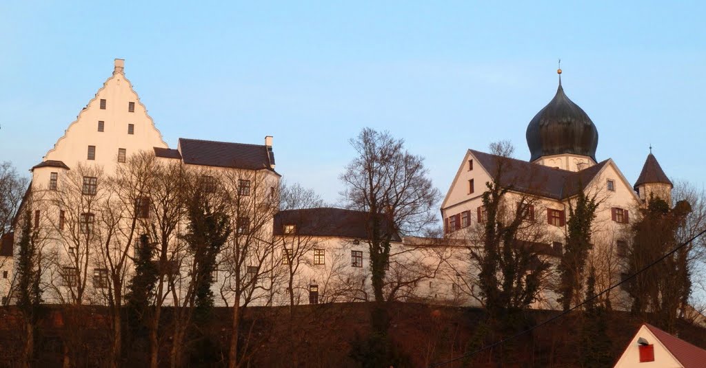 Schloss Vöhlin in der Abendsonne by LadyCG