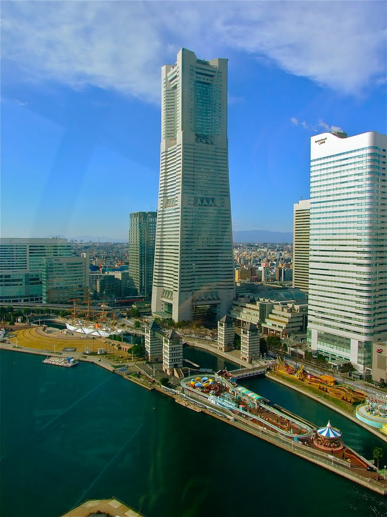 Landmark Tower as seen from Cosmo Clock by Chouden Boy