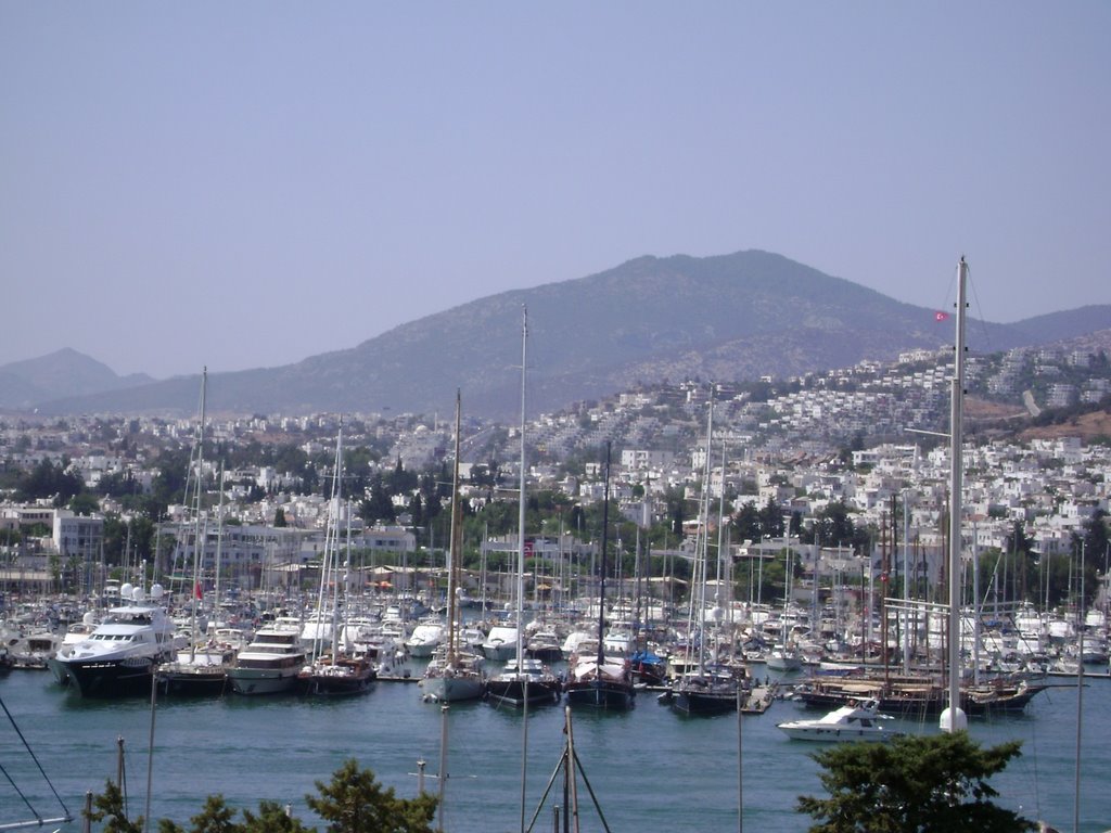 Bodrum Kalesinden Bodrum/Muğla, Türkiye by TANJU KORAY UCAR