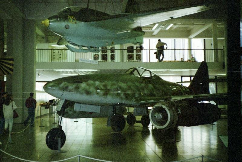 LUFTWAFFE MUSEUM MESSERMITCH 262 ULTIMA GENERACIÓN by JOSEJUAN35