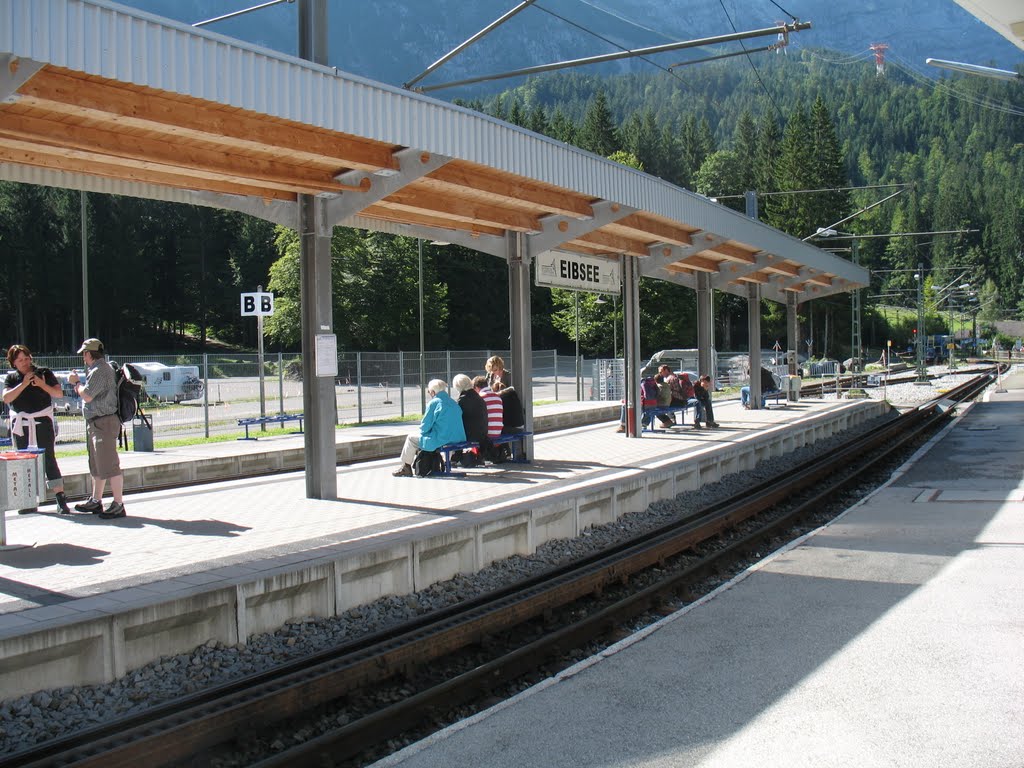 Eibsee Station by -ila-