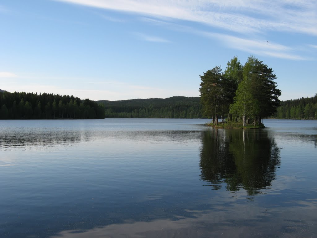 May 2009 - Oslo, Norway. The forest lake of Sognsvann above Oslo. by BRIAN ZINNEL