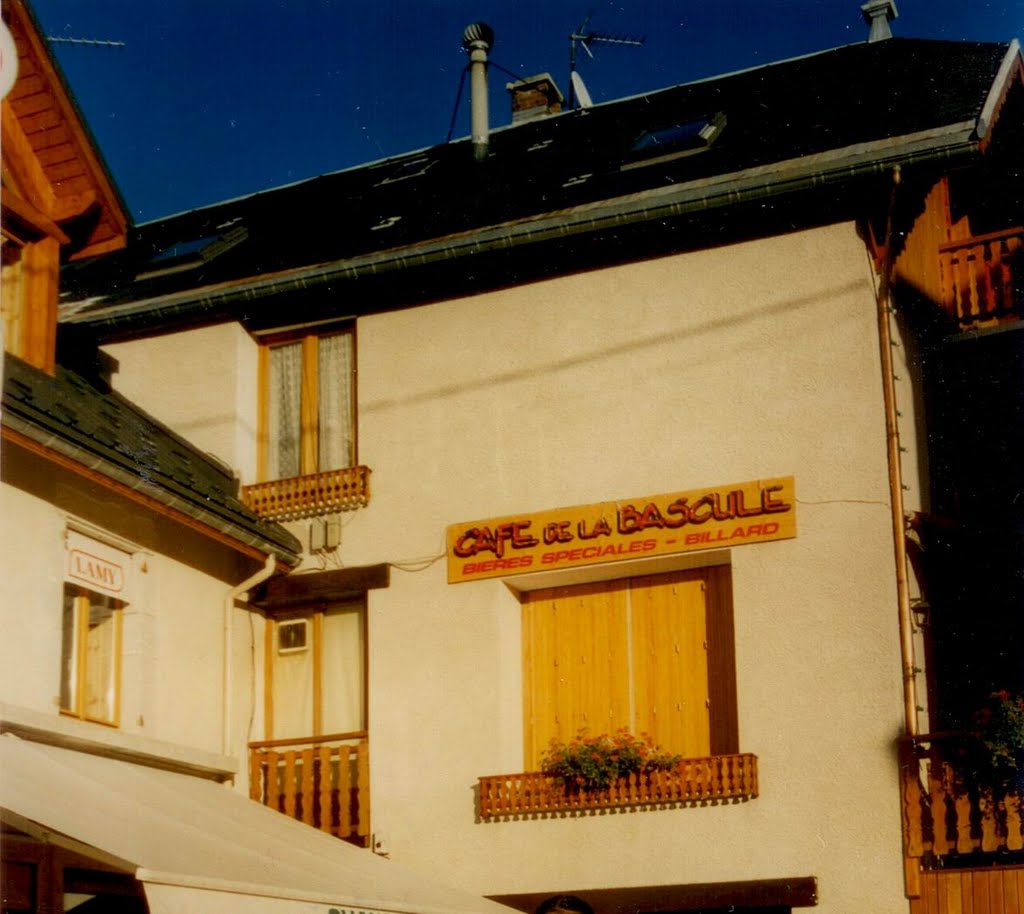 Café de la Bascule, Villard de Lans, octobre 1998 by 20021126