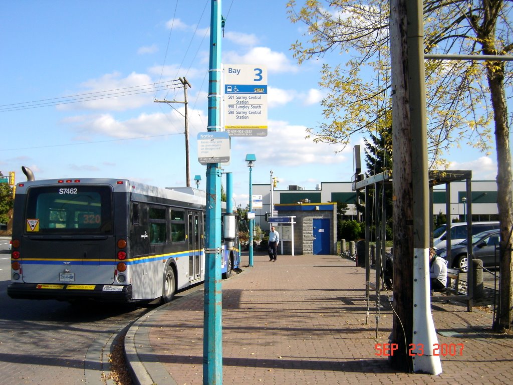 Looking at the 320 bus at Langley Centre. by uplands