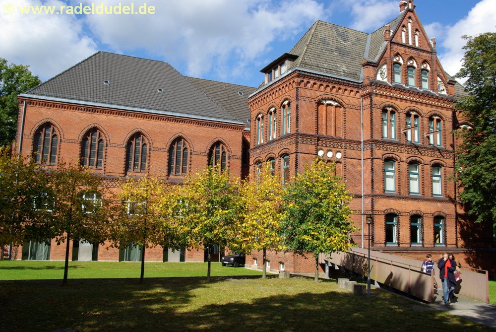 Museum Hans-Christiansen-Haus by radeldudel