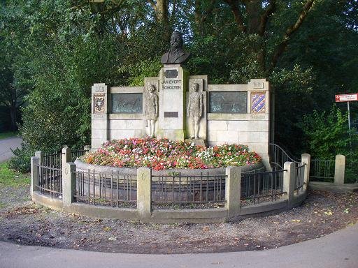 Monument Jan Evert Scholten Stadspark - Groningen by Jannes Aalders