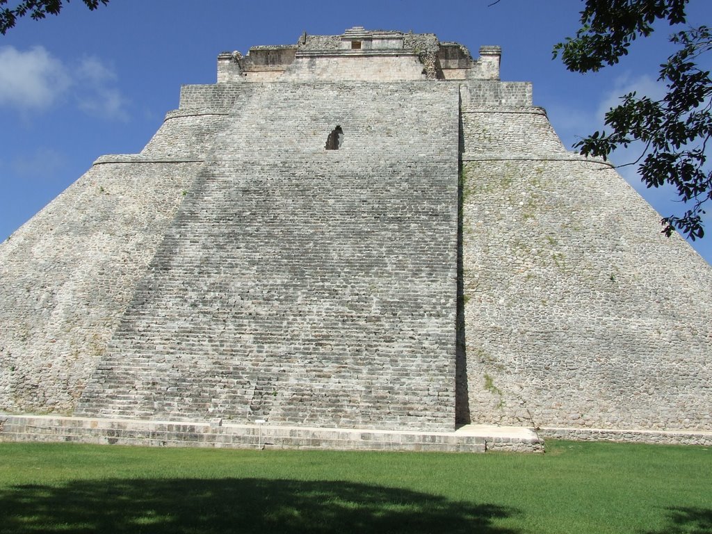 Uxmal, Yuc., Mexico by CARSON67