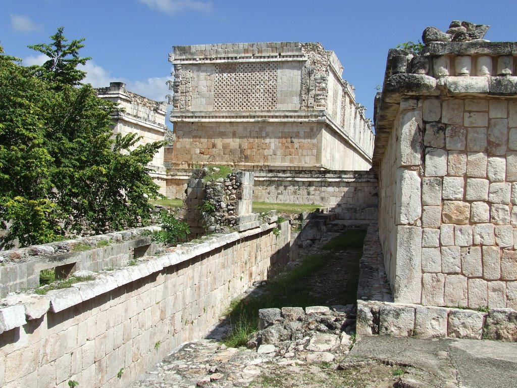 Uxmal, Yuc., Mexico by CARSON67