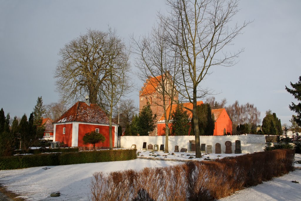 Herstedøster Church by Benjamin Buemann