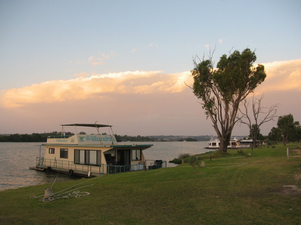 Murray River by Alpesview