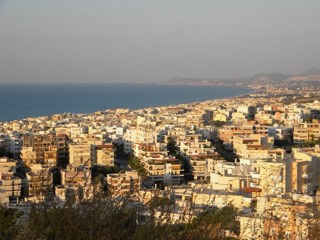 Panoramic view of Rethymnon City by Konstantinos Xenos