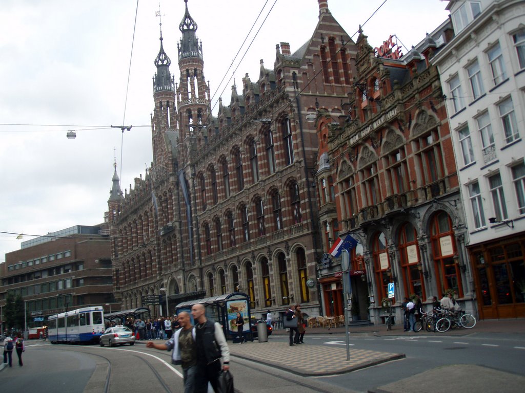 Magna Plaza Amsterdam by ENDesign