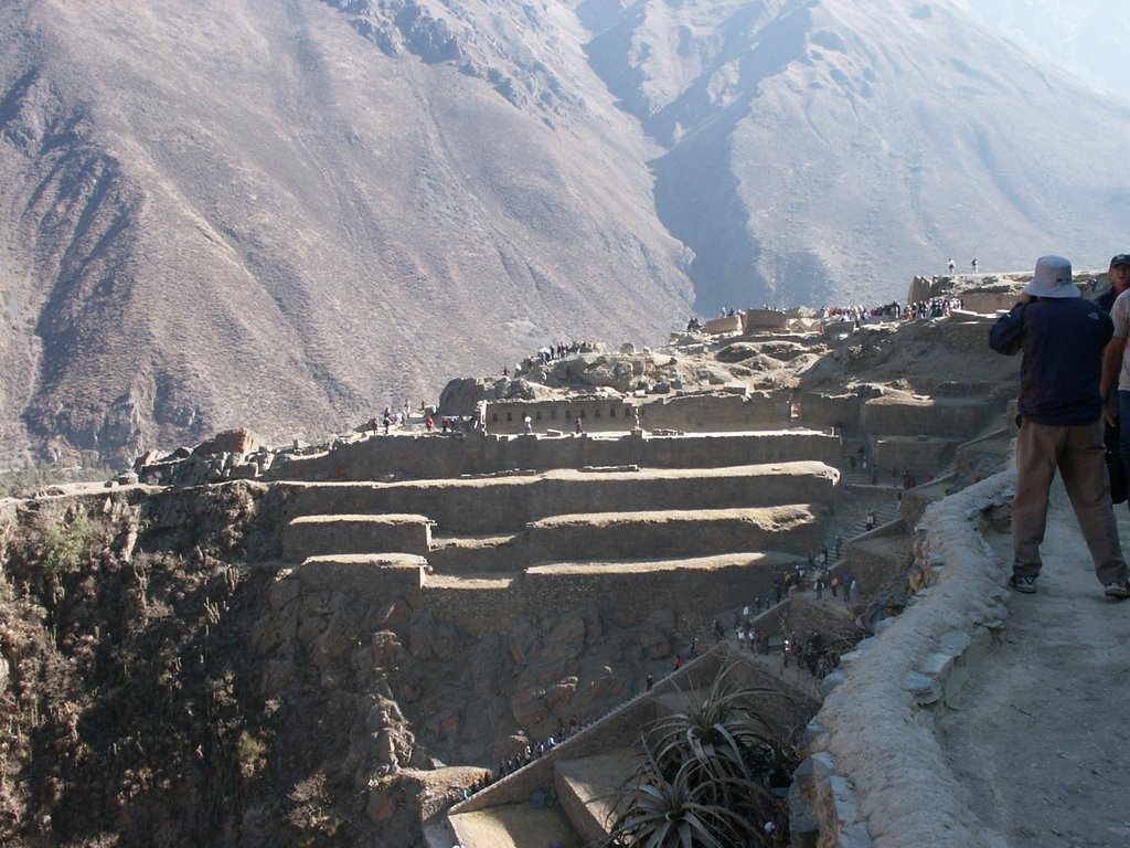 Ollantaytambo ... ruïnes centre cerimonial by Josep Fité