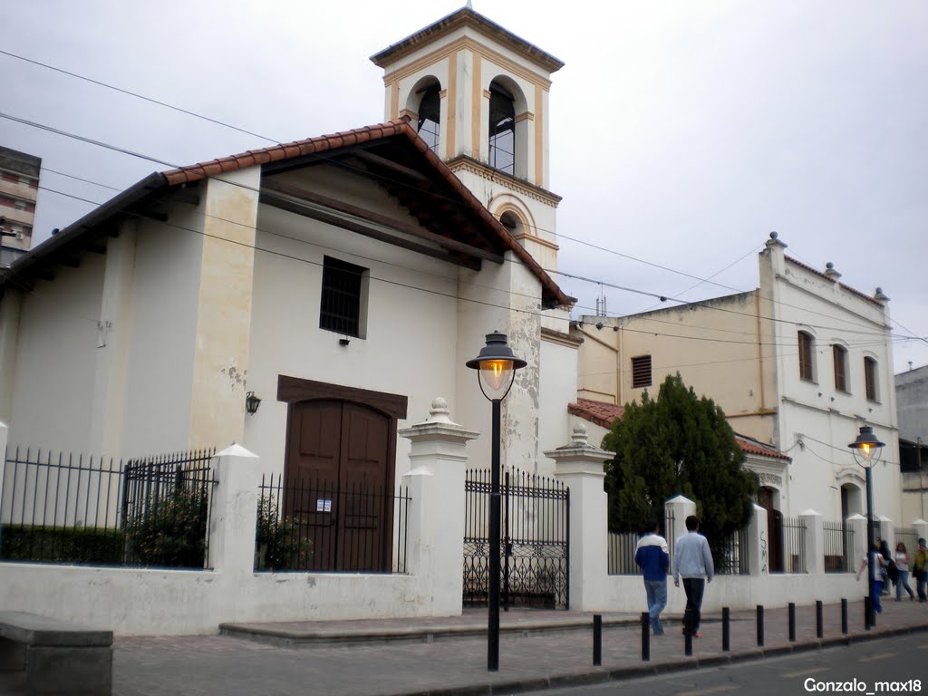 Iglesia Histórica de Santa Bárbara. by gonzalo_max18