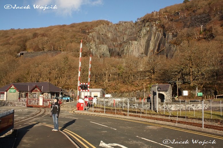 Llanberis by Jacek Wojcik