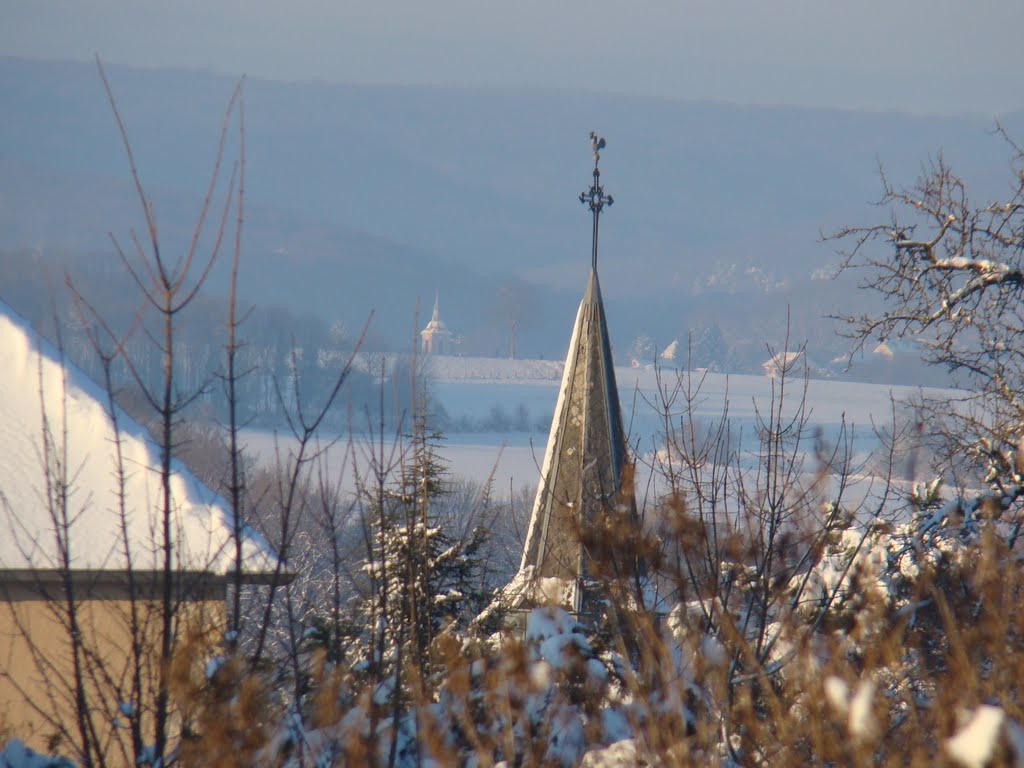 Vu eglise de Cussey et aussi celui de Montboillon a gauche du clocher de cussey ( decembre 2010 ) by Stanislas St Pons de la Jonguière