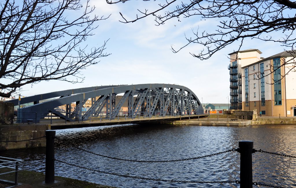 Victoria swing bridge at Leith by NikonWoman