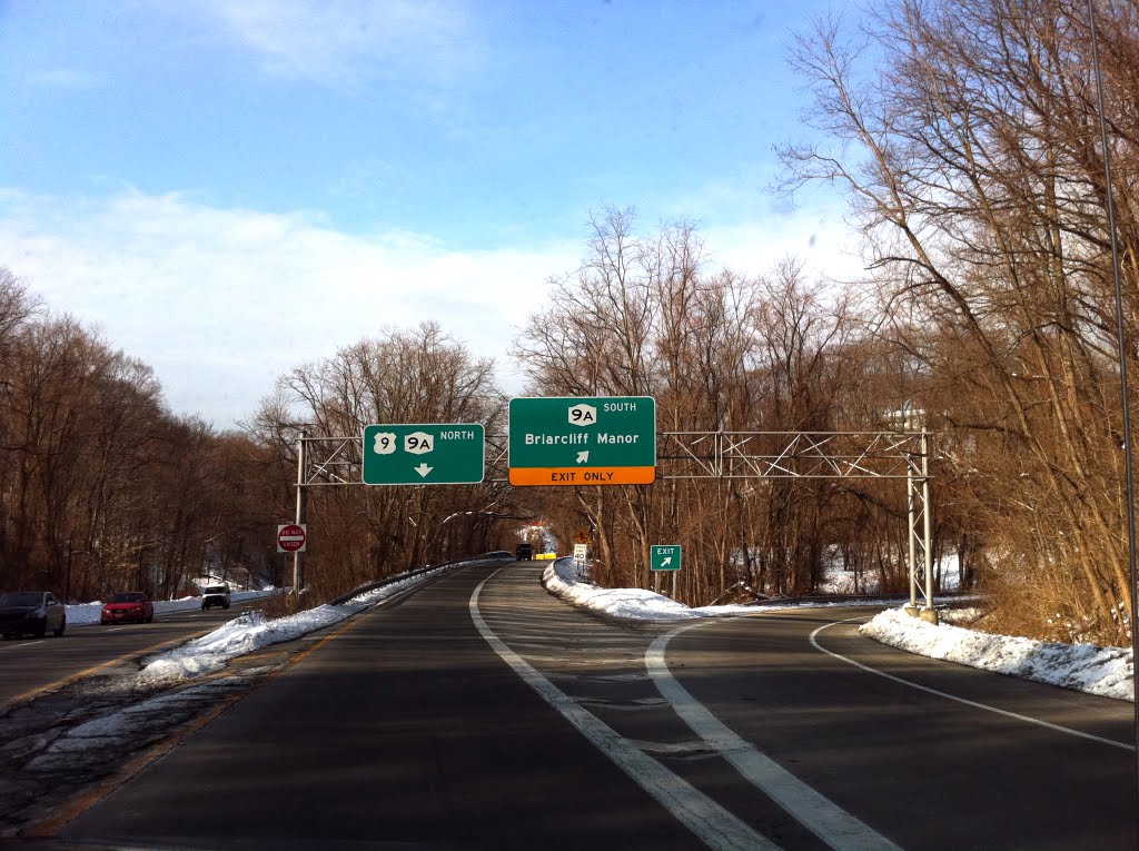 Intersection of Rt 9 and 9a by jeb125