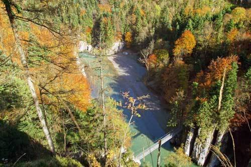 Fußgängerbrücke über die Tiroler Ache bei Klobenstein by maierbacher