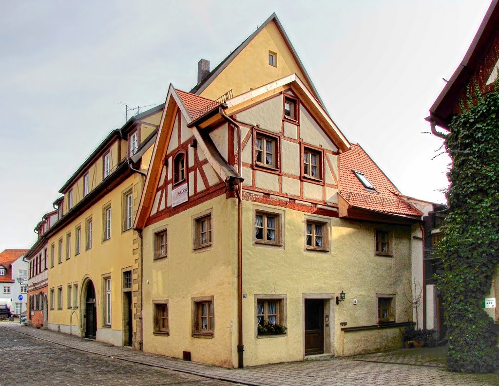 Weißenburg in Bayern - Längs war kein Platz by Rudolf Henkel