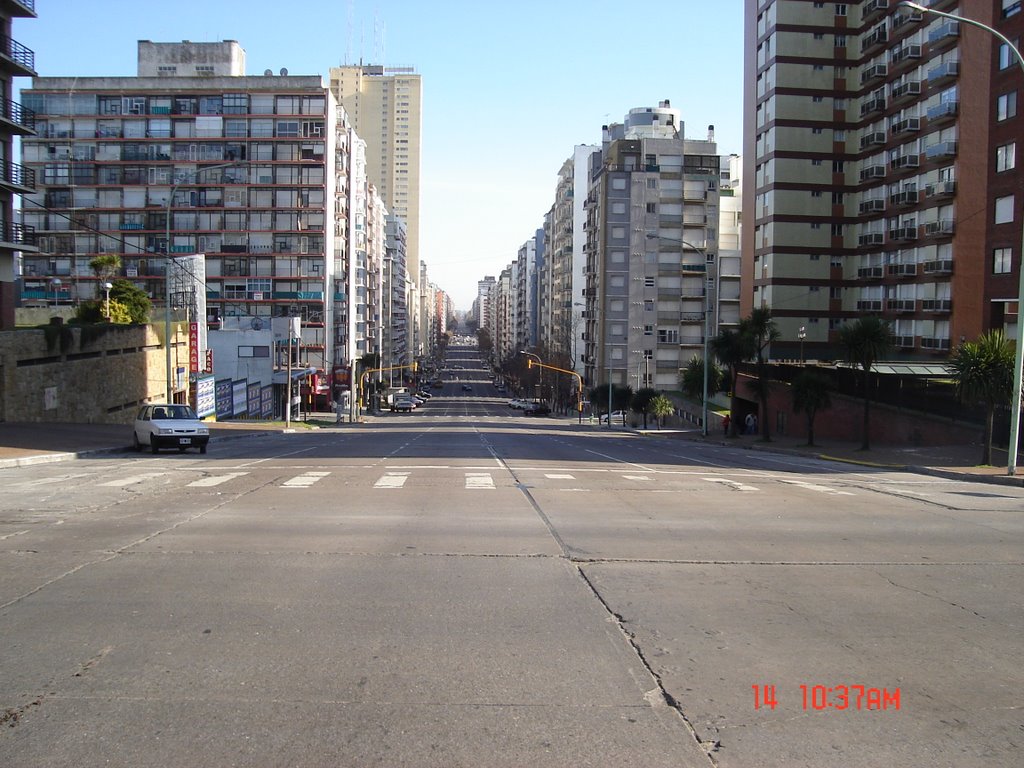 AV . COLON DE MAR DEL PLATA by andrea susana