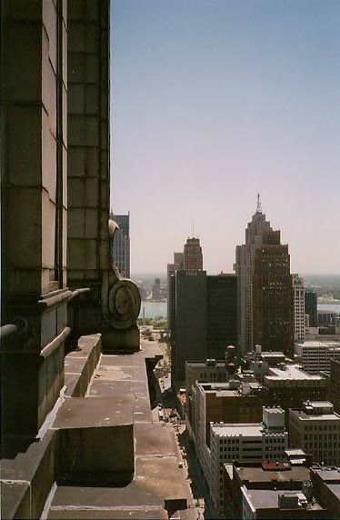 On the Broderick Tower cornice, 2004 by nailhed.com